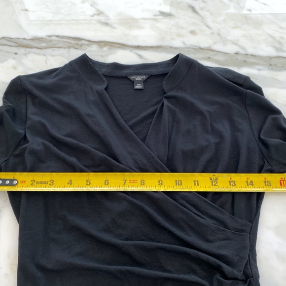 ANN TAYLOR BLACK FAUX WRAP TOP SIZE SMALL PETITE NWOTS! - Picture 10 of 16